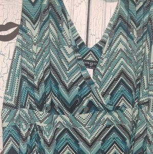 Sleeveless dress with empire waist